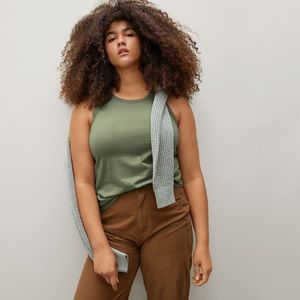 Everlane small tank